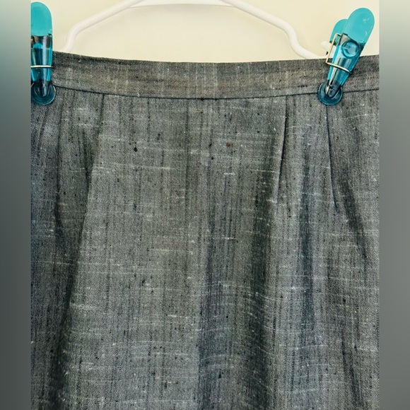 The Regalia Collection Ladies Suit - Picture 16 of 16